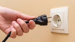 Koje uređaje ne biste smjeli isključivati iz utičnice i zašto? Ne zna svatko to.