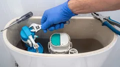 Wc koji curi nakon ispiranja. Tri rješenja za popravak ovog upornog curenja.