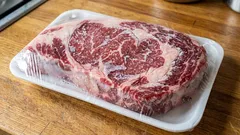 Odlučili ste odmrznuti meso preko noći? Ne zaboravite na obavezno pravilo kako se ujutro ne biste pokajali.