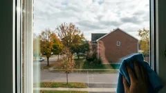 Prozori su čišći nego nakon čišćenja! Moj prijatelj, čistač, podijelio je sa mnom nekoliko jednostavnih trikova.