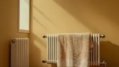 O suhom zraku zimi ili zašto biste trebali staviti mokri ručnik na radijator?